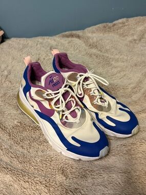 Men’s 11.5 Nike Air Max 270 React Easter Running Shoes